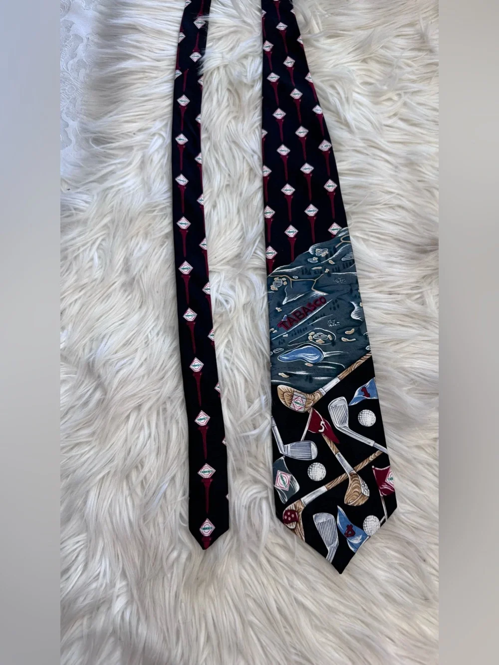 Tabasco Hot Sauce Golf Course Clubs Silk Tie Old Money Preppy Dapper Novelty Dad